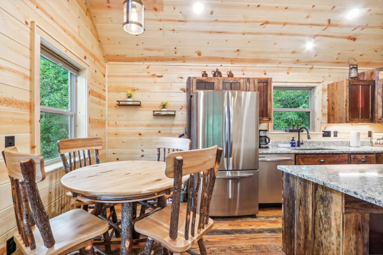 Private Murphy Cabin Rental With Wraparound Porch! 외부 사진